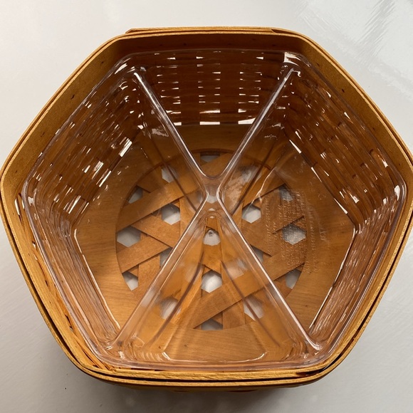 Longaberger Hexagon Generations Basket with Lid and Protector - Picture 5 of 10